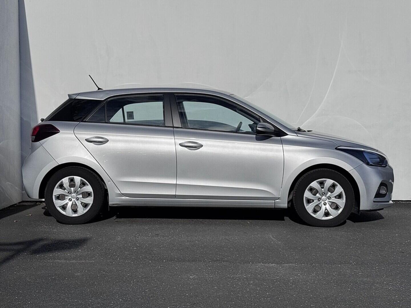 O419V07841_16.webp_I20  1.2 T-GDi 55 kW manuál