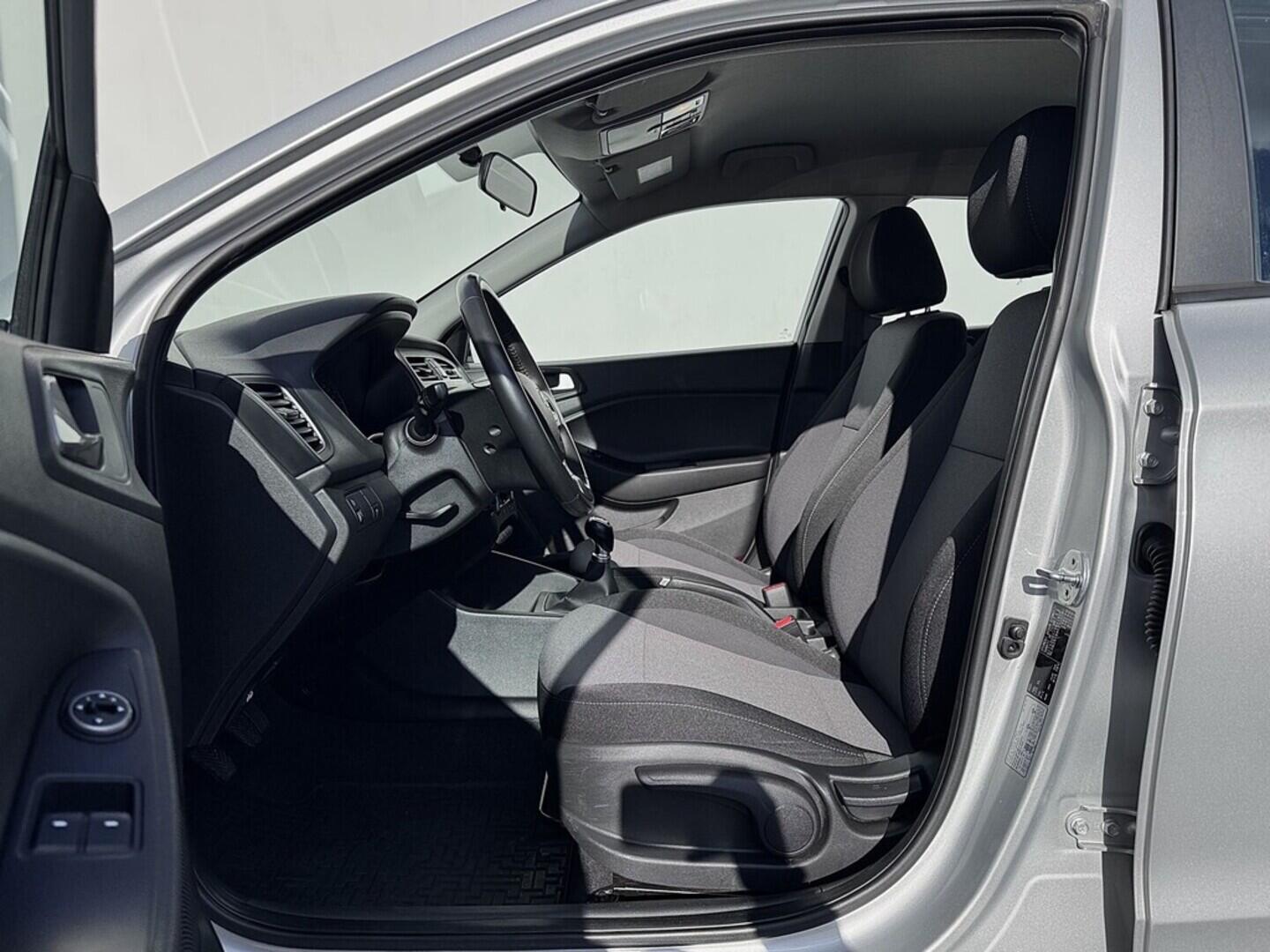 O419V07841_20.webp_I20  1.2 T-GDi 55 kW manuál