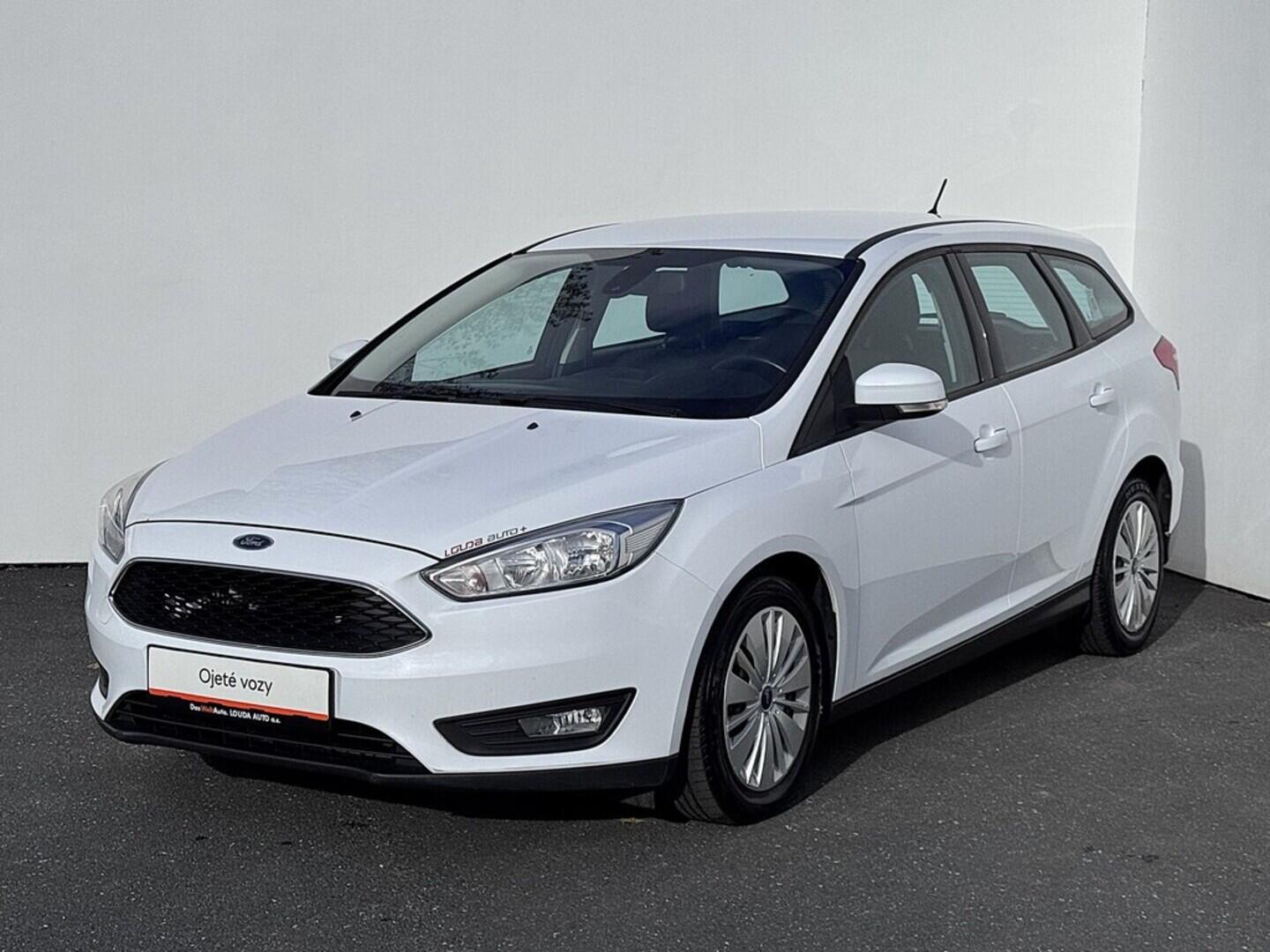 O419V07847_10.webp_FOCUS Trend 1.5  70 kW manuál, DPH