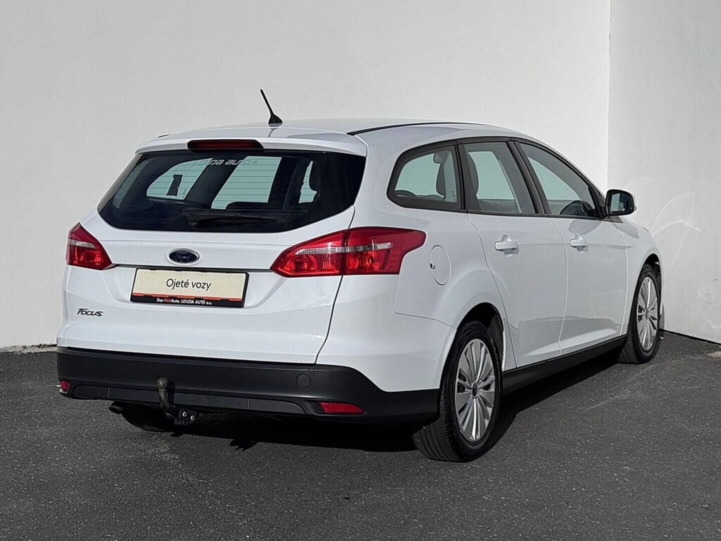 O419V07847_11.webp_FOCUS Trend 1.5  70 kW manuál, DPH