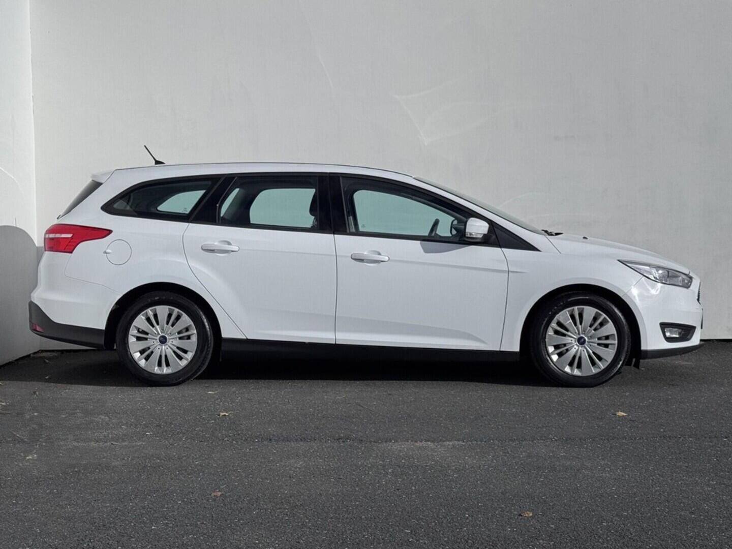 O419V07847_16.webp_FOCUS Trend 1.5  70 kW manuál, DPH