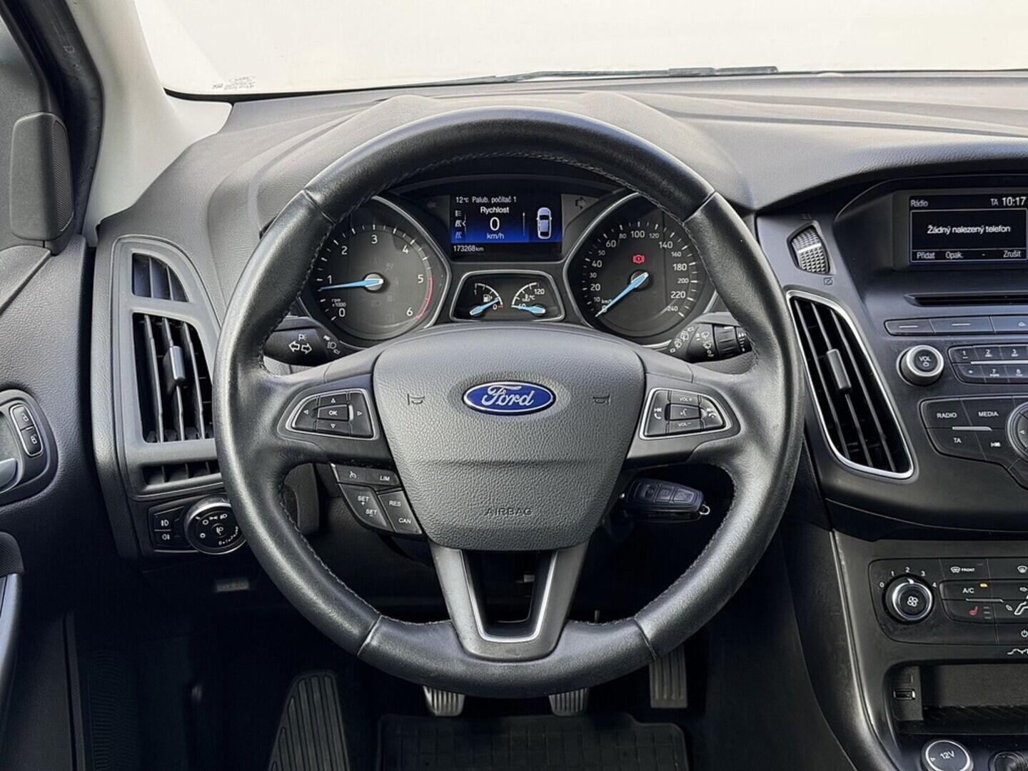 O419V07847_22.webp_FOCUS Trend 1.5  70 kW manuál, DPH