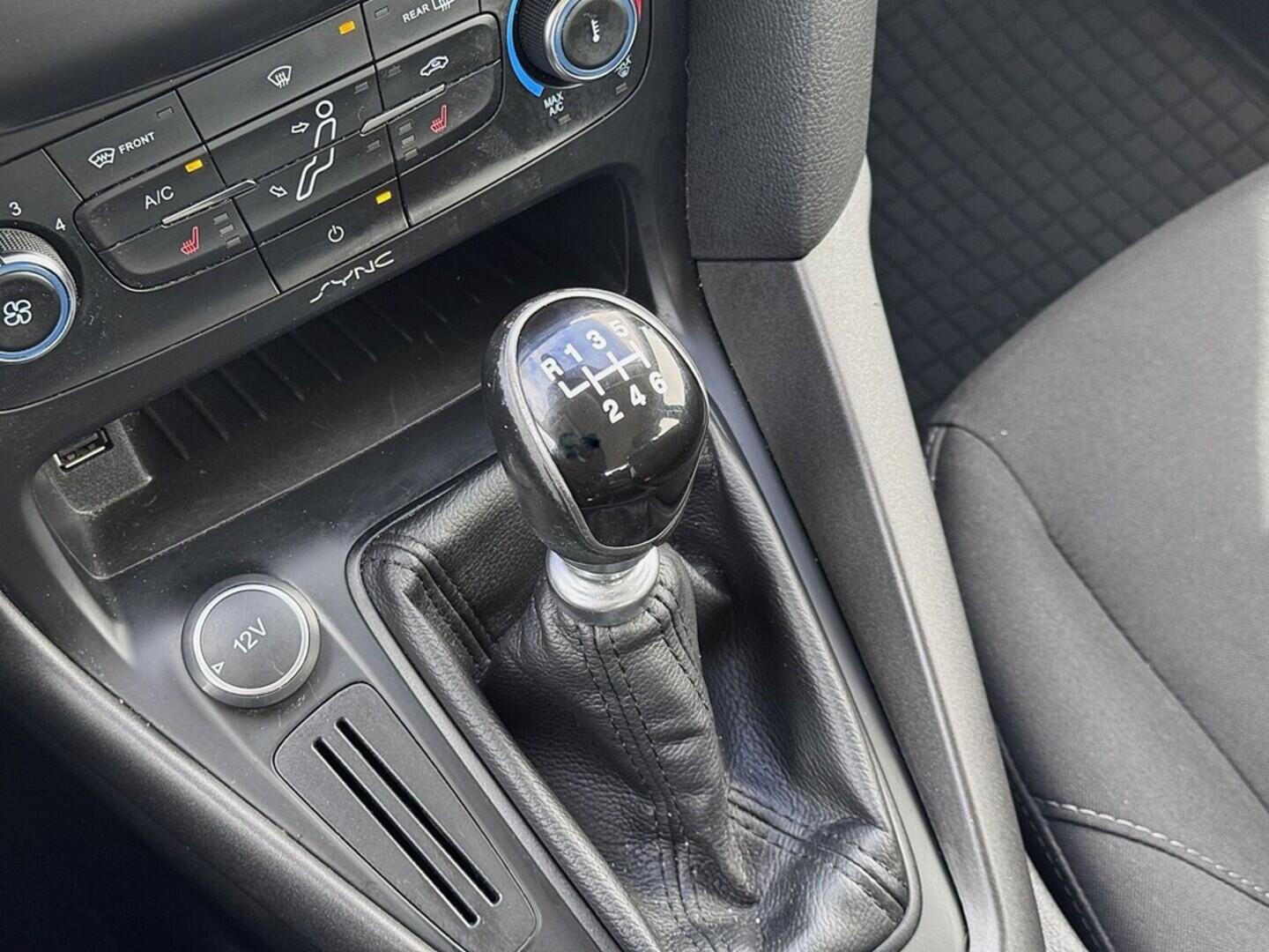 O419V07847_29.webp_FOCUS Trend 1.5  70 kW manuál, DPH