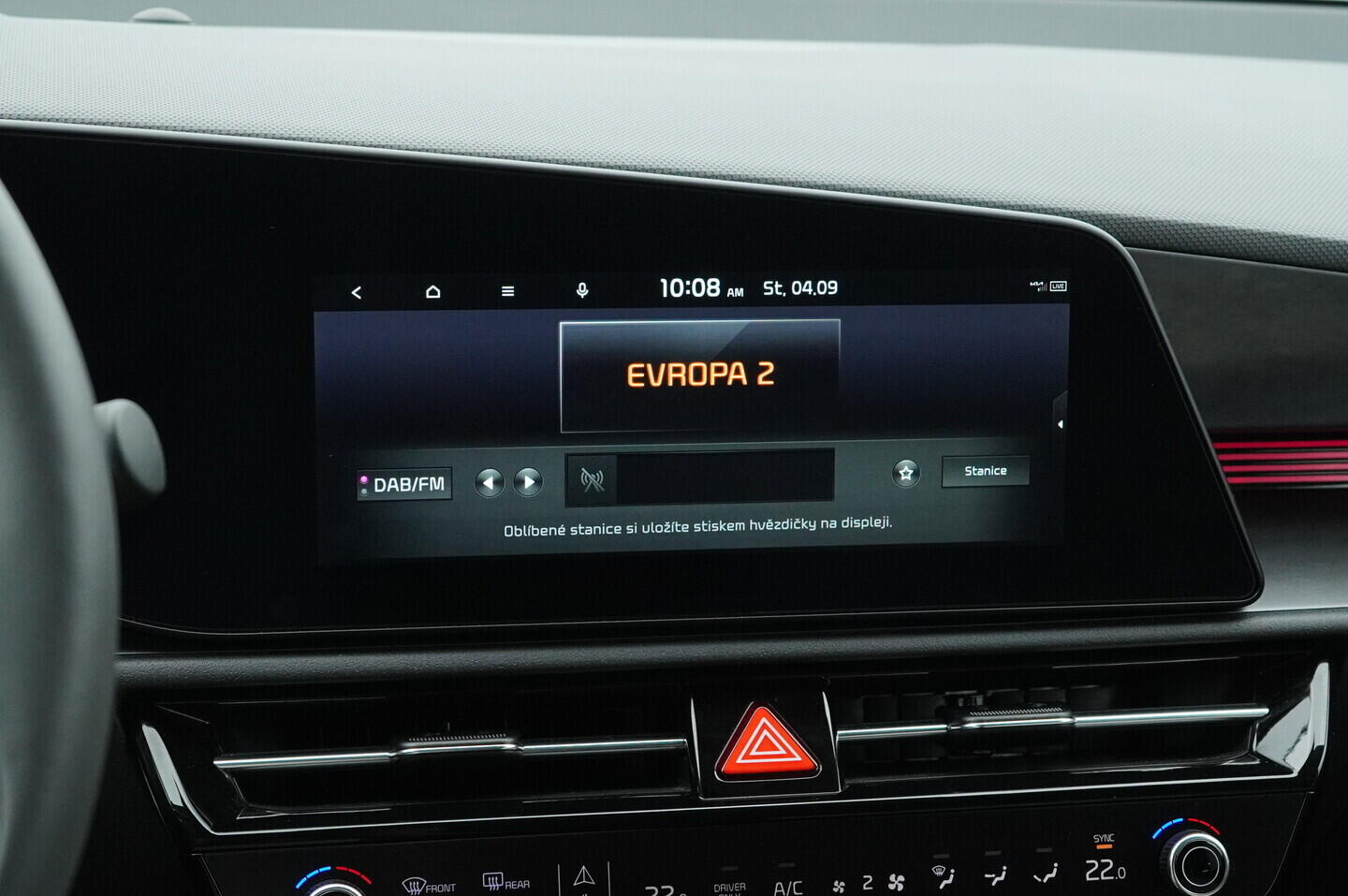 O419V07852_26.webp_NIRO Premium 1.6 hybrid 77 kW automat