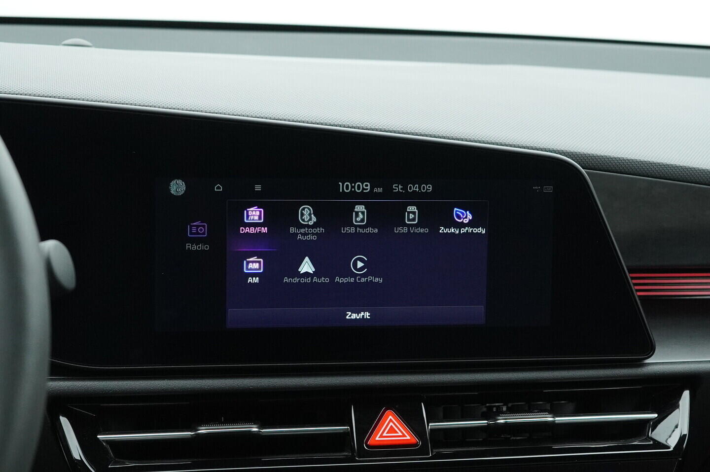 O419V07852_27.webp_NIRO Premium 1.6 hybrid 77 kW automat