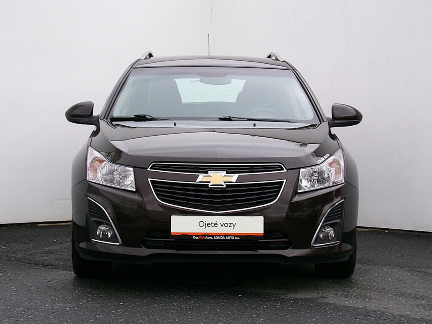 O419V07855_13.webp_CRUZE  1.4  103 kW manuál