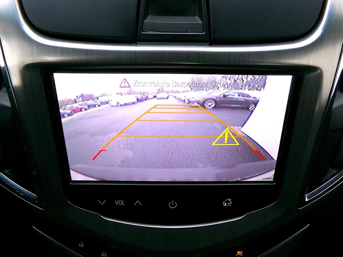 O419V07855_27.webp_CRUZE  1.4  103 kW manuál