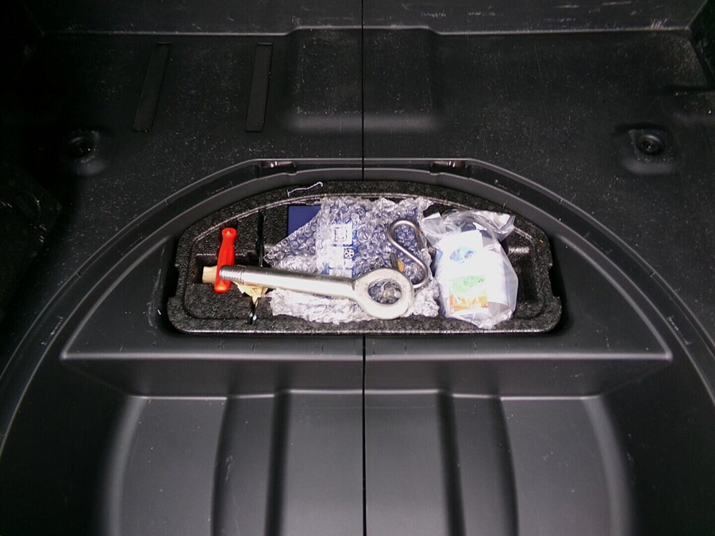 O419V07855_32.webp_CRUZE  1.4  103 kW manuál