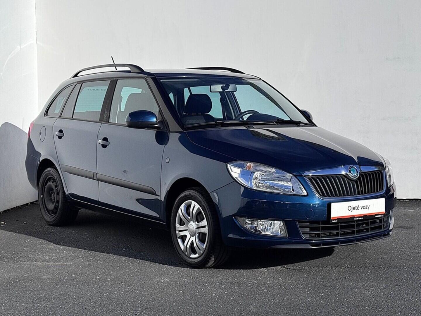 O419V07857_14.webp_FABIA Ambiente 1.2 HTP 51 kW manuál