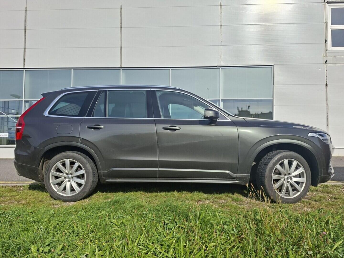 O419V07859_12.webp_XC90  2.0  173 kW automat, DPH