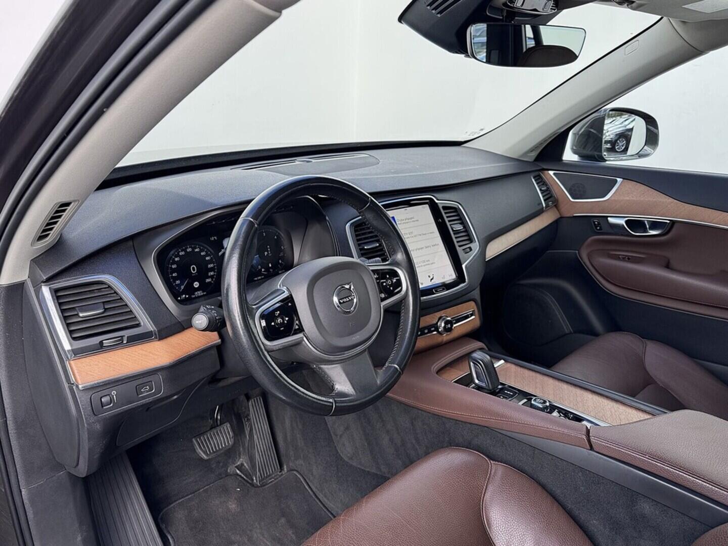 O419V07859_19.webp_XC90  2.0  173 kW automat, DPH