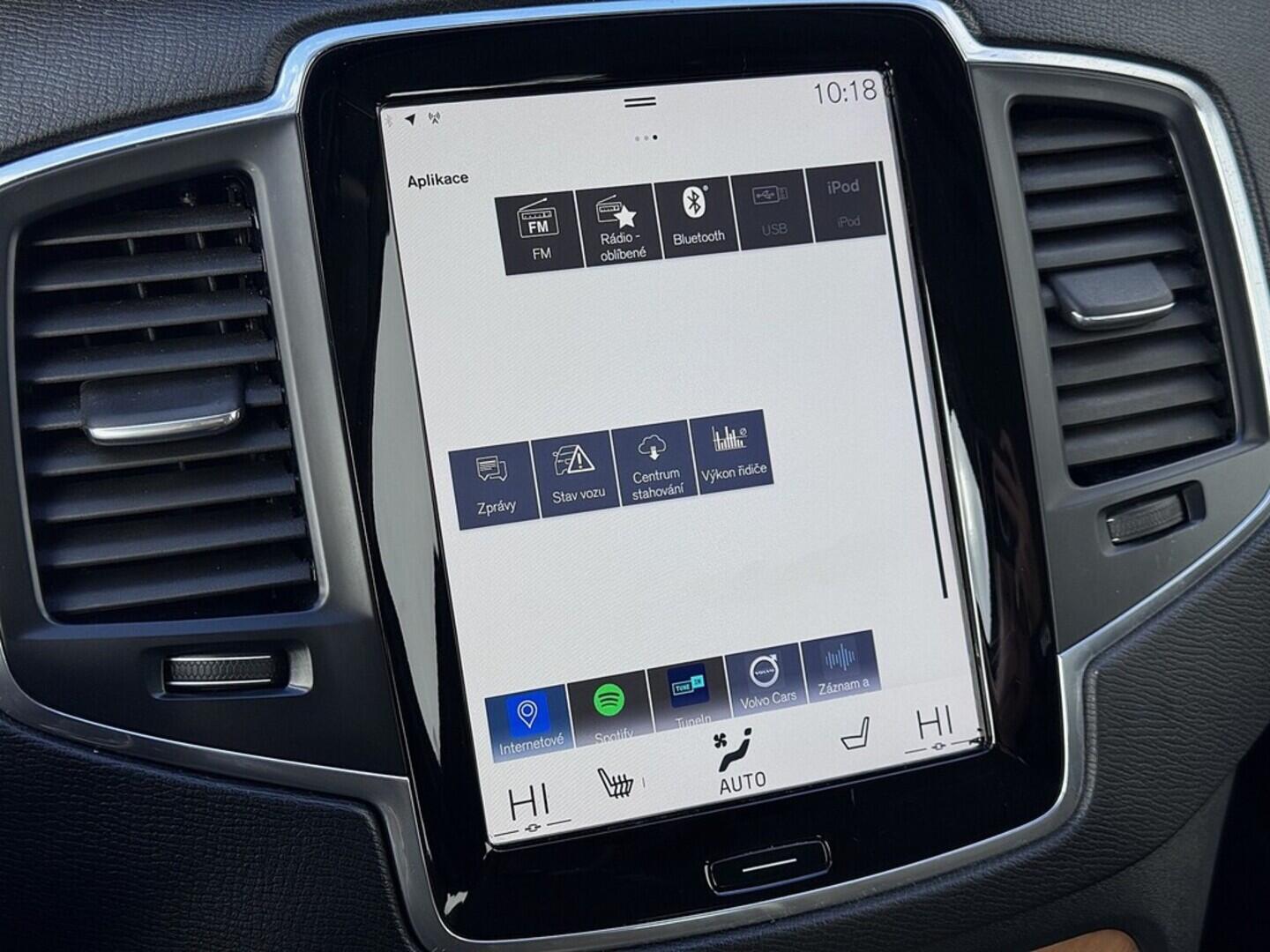 O419V07859_25.webp_XC90  2.0  173 kW automat, DPH