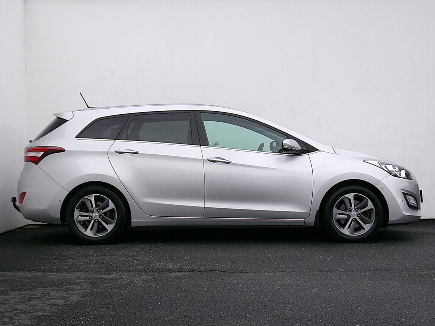 O419V07860_16.webp_I30  1.6 DCI 100 kW manuál