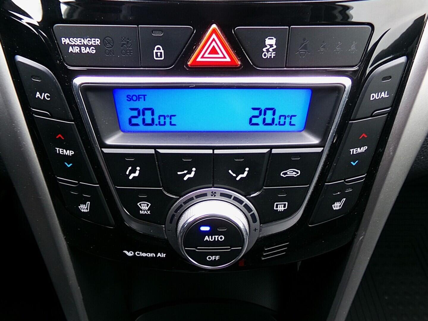 O419V07860_28.webp_I30  1.6 DCI 100 kW manuál