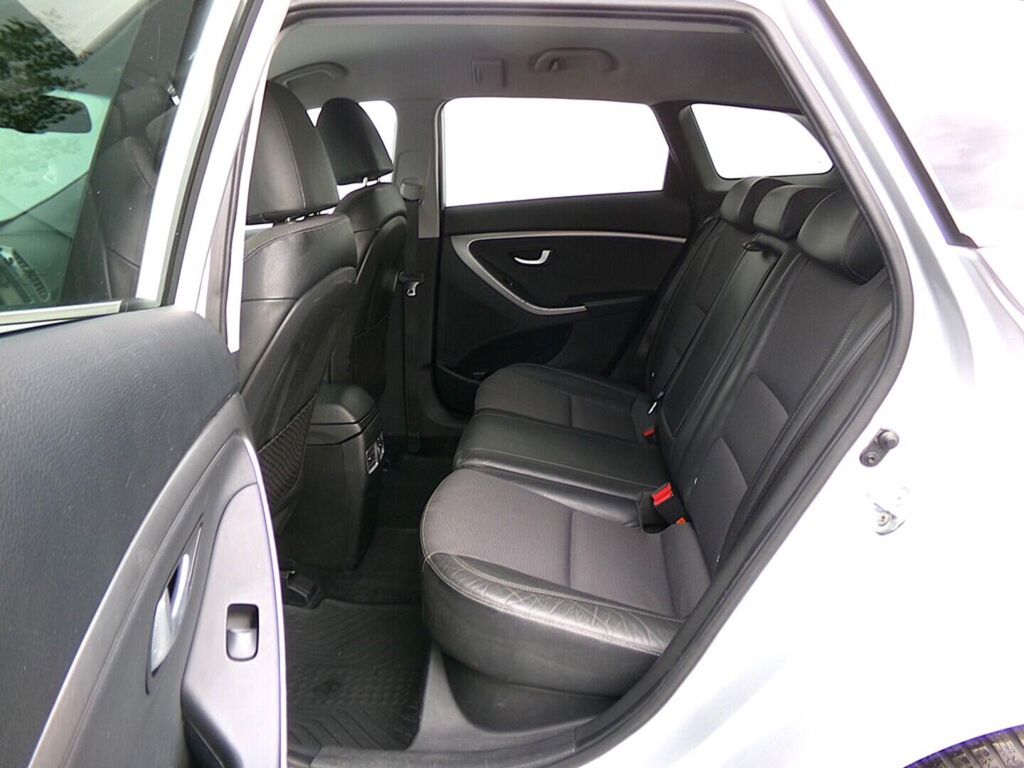 O419V07860_30.webp_I30  1.6 DCI 100 kW manuál