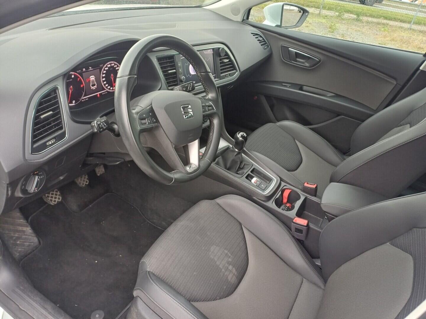 O419V07863_19.webp_LEON Xcellence 1.5 TSI 96 kW manuál, DPH