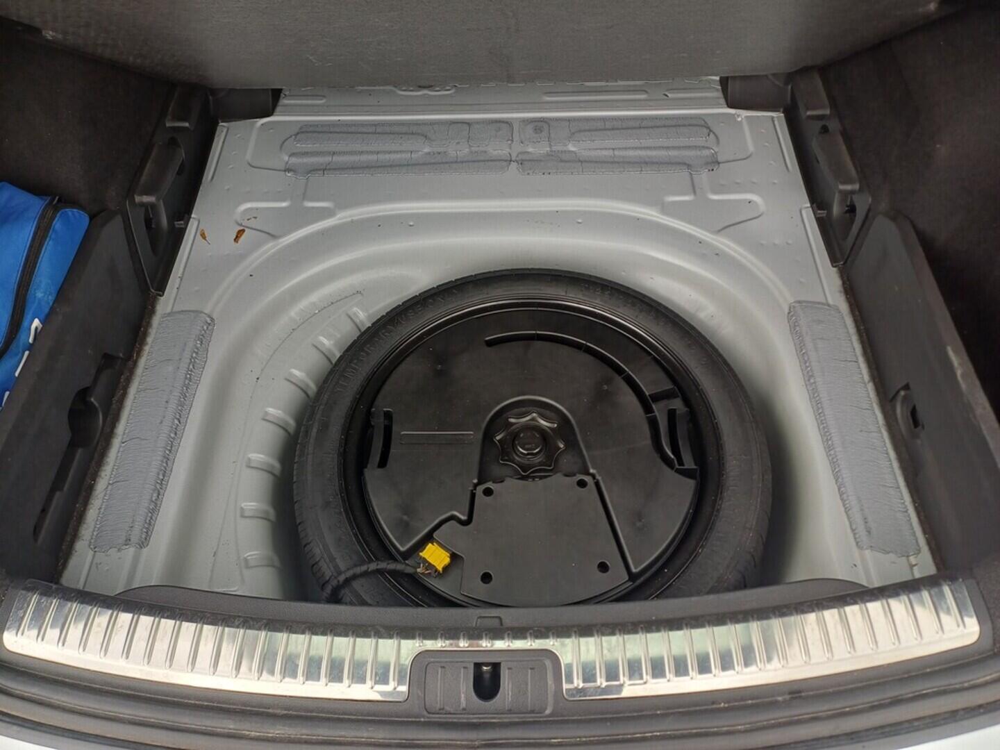 O419V07863_31.webp_LEON Xcellence 1.5 TSI 96 kW manuál, DPH