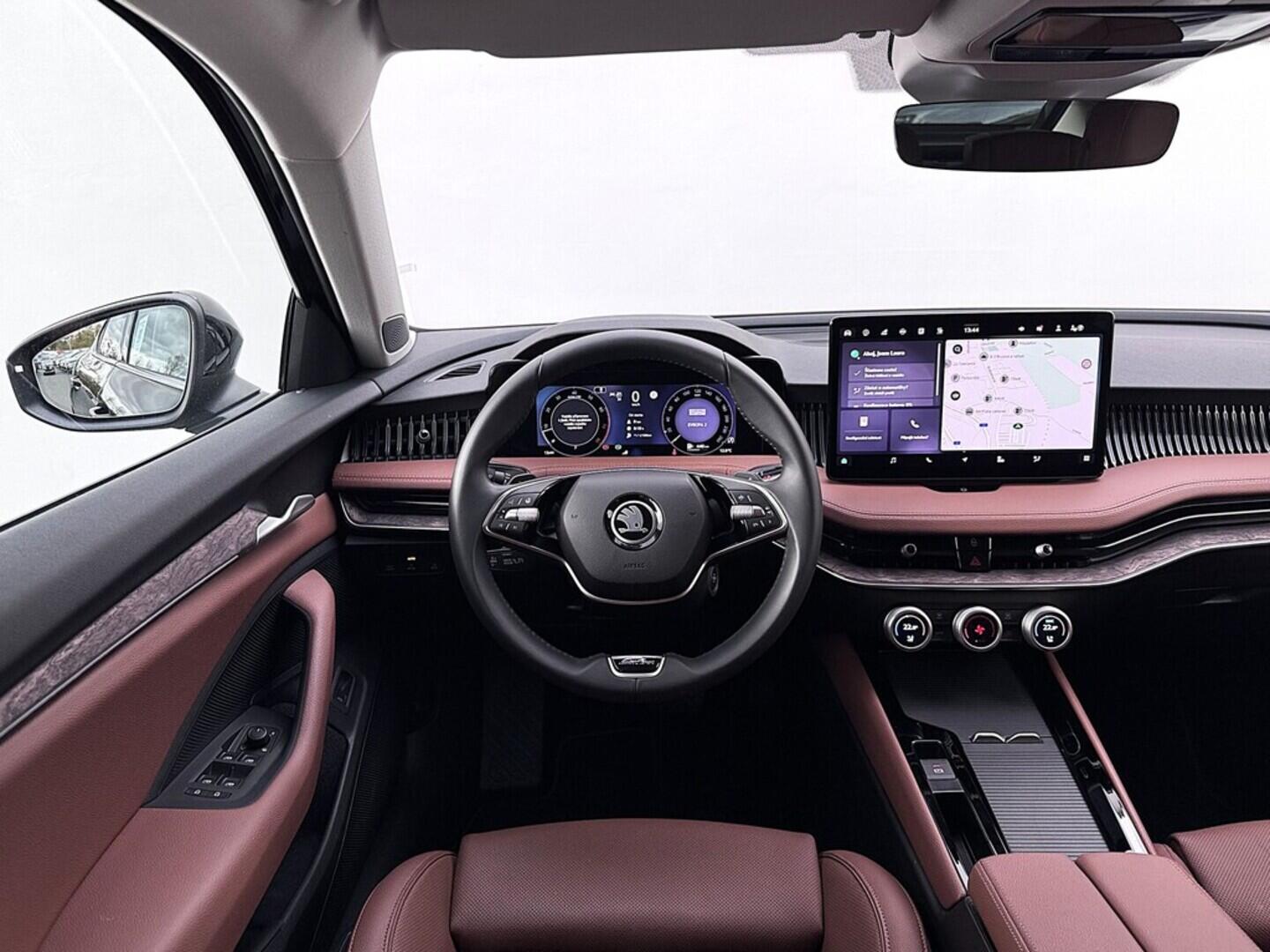 O419V07865_24.webp_SUPERB L&K 2.0 TSI 195 kW automat, DPH