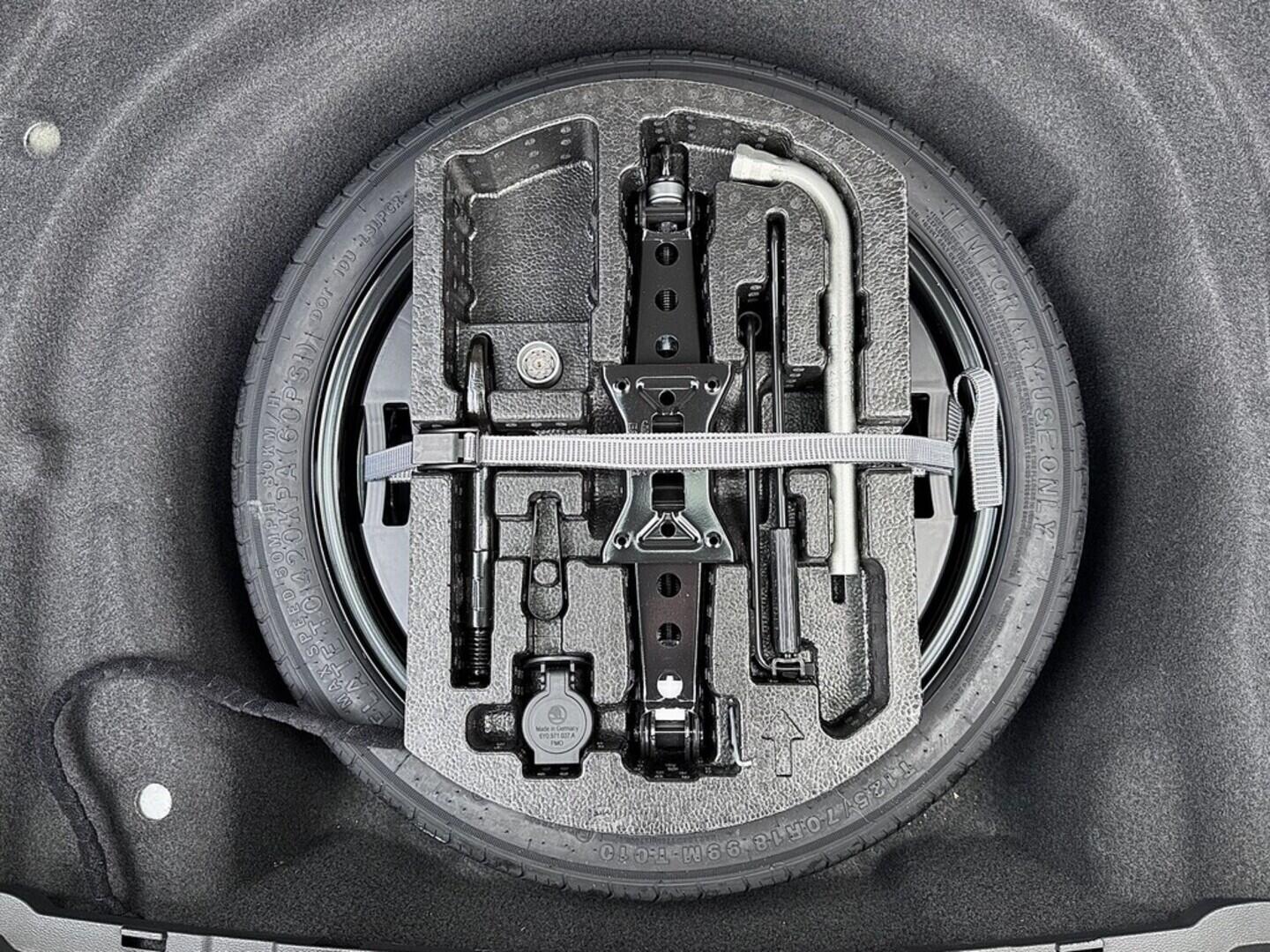 O419V07865_35.webp_SUPERB L&K 2.0 TSI 195 kW automat, DPH