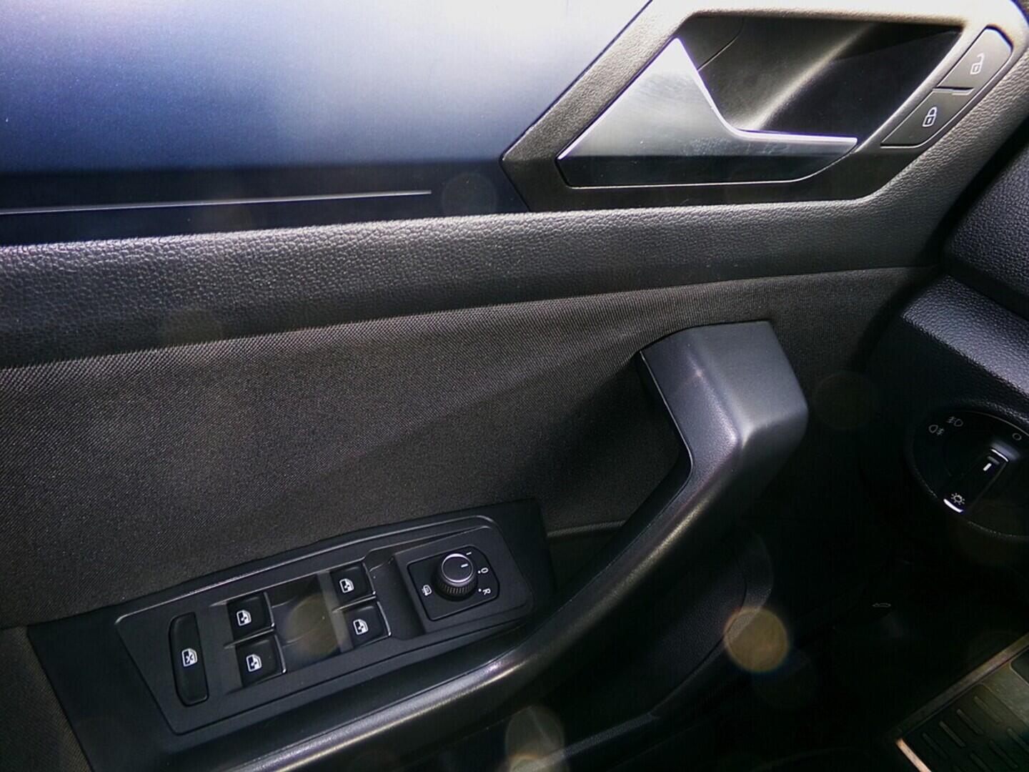 O419V07874_21.webp_T-ROC  2.0 TDI 110 kW automat