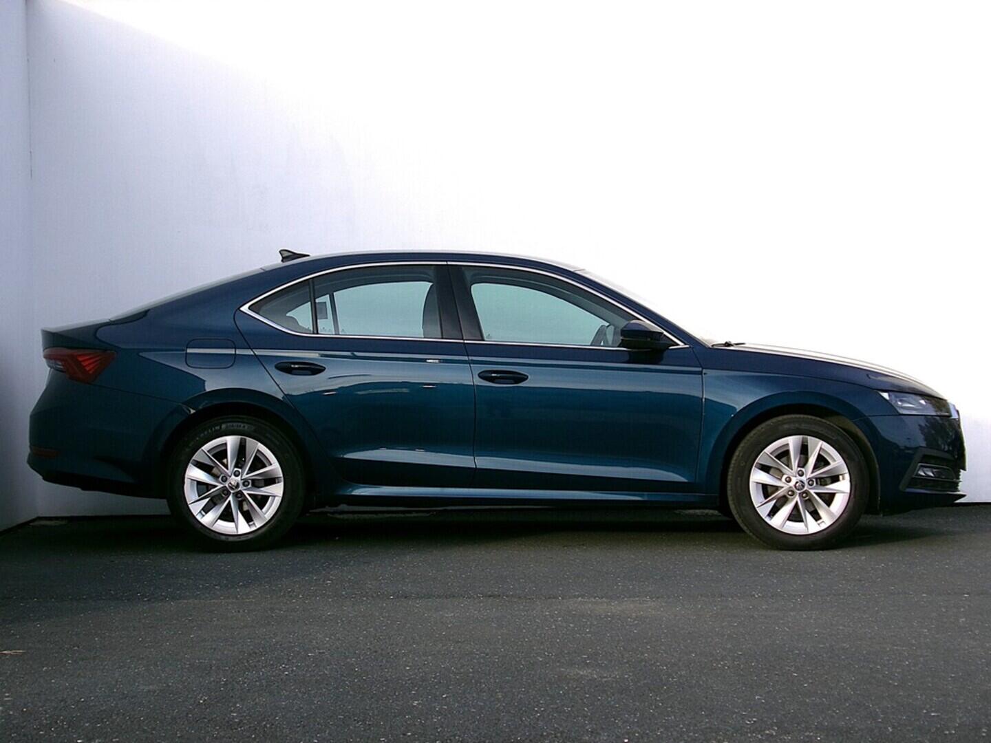 O419V07875_16.webp_OCTAVIA Style Plus 2.0 TDI 110 kW automat
