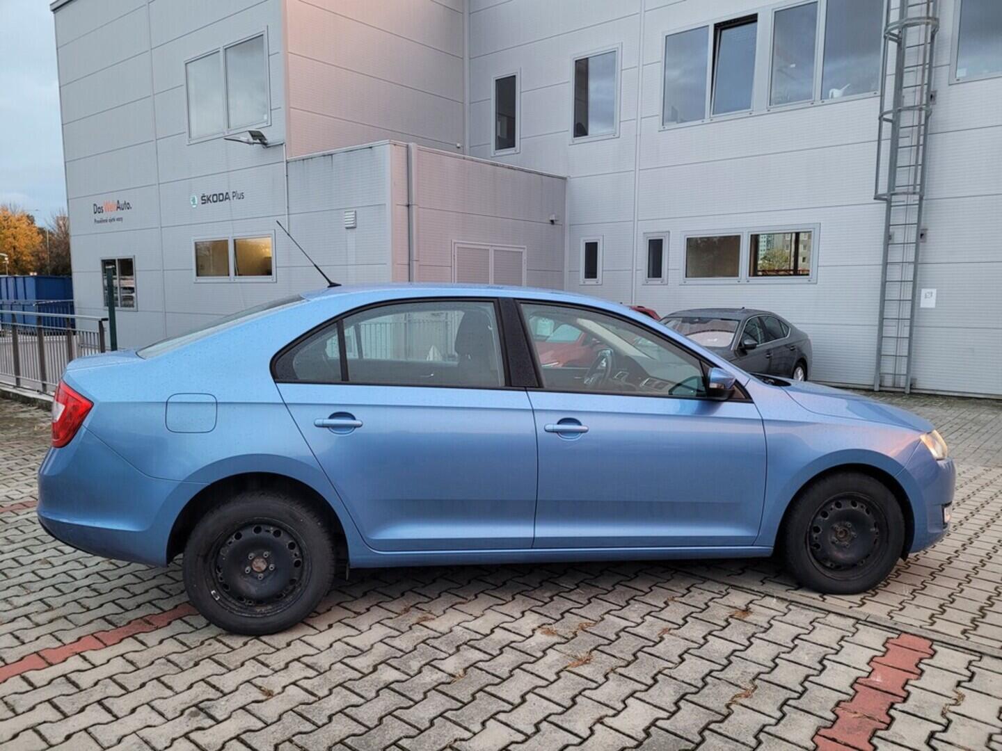 O419V07876_12.webp_RAPID Style 1.2 TSI 66 kW manuál