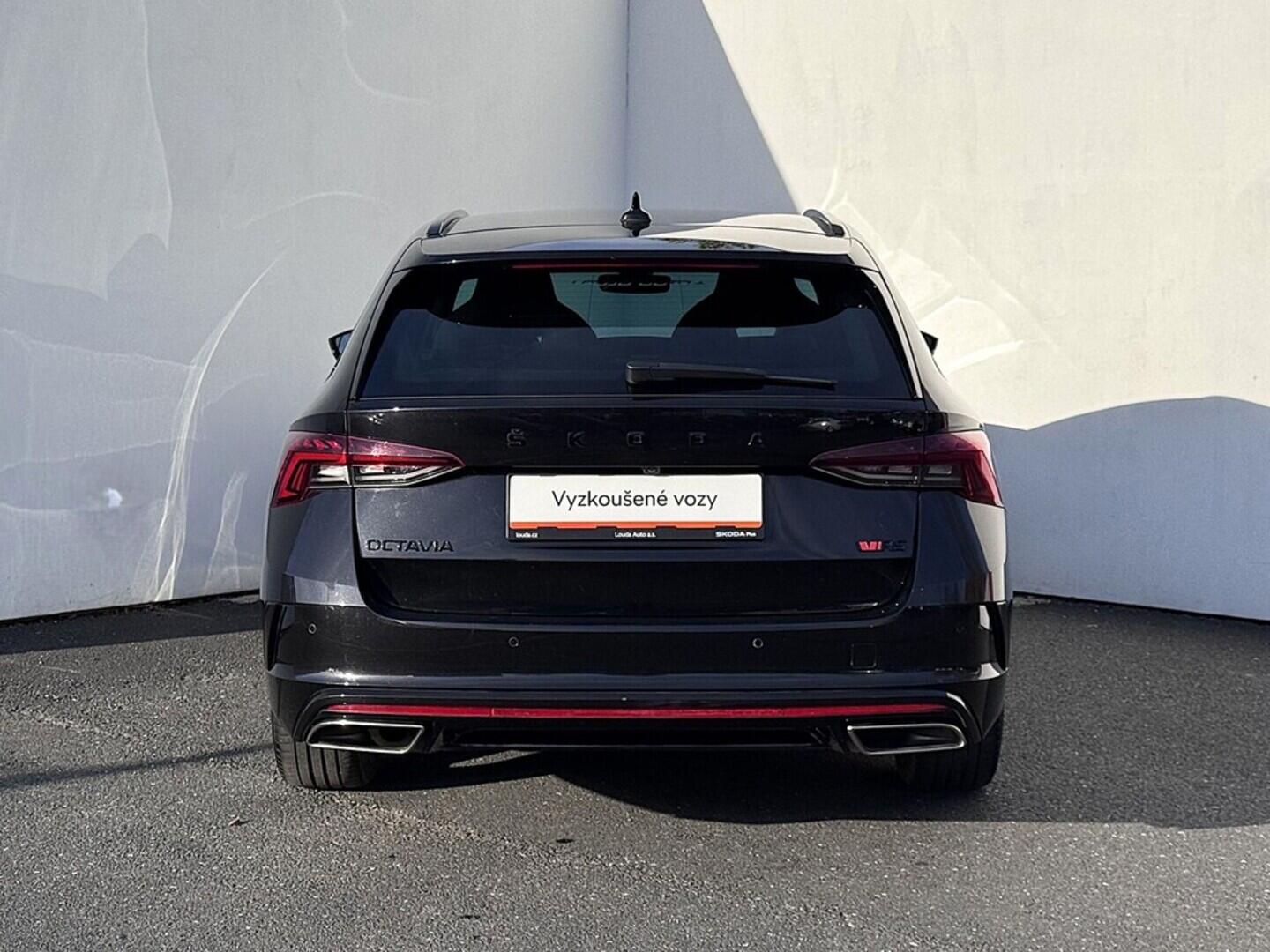 O419V07878_17.webp_OCTAVIA RS 2.0 TDI 147 kW automat, DPH