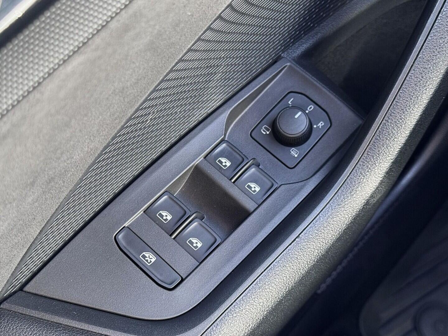 O419V07878_21.webp_OCTAVIA RS 2.0 TDI 147 kW automat, DPH