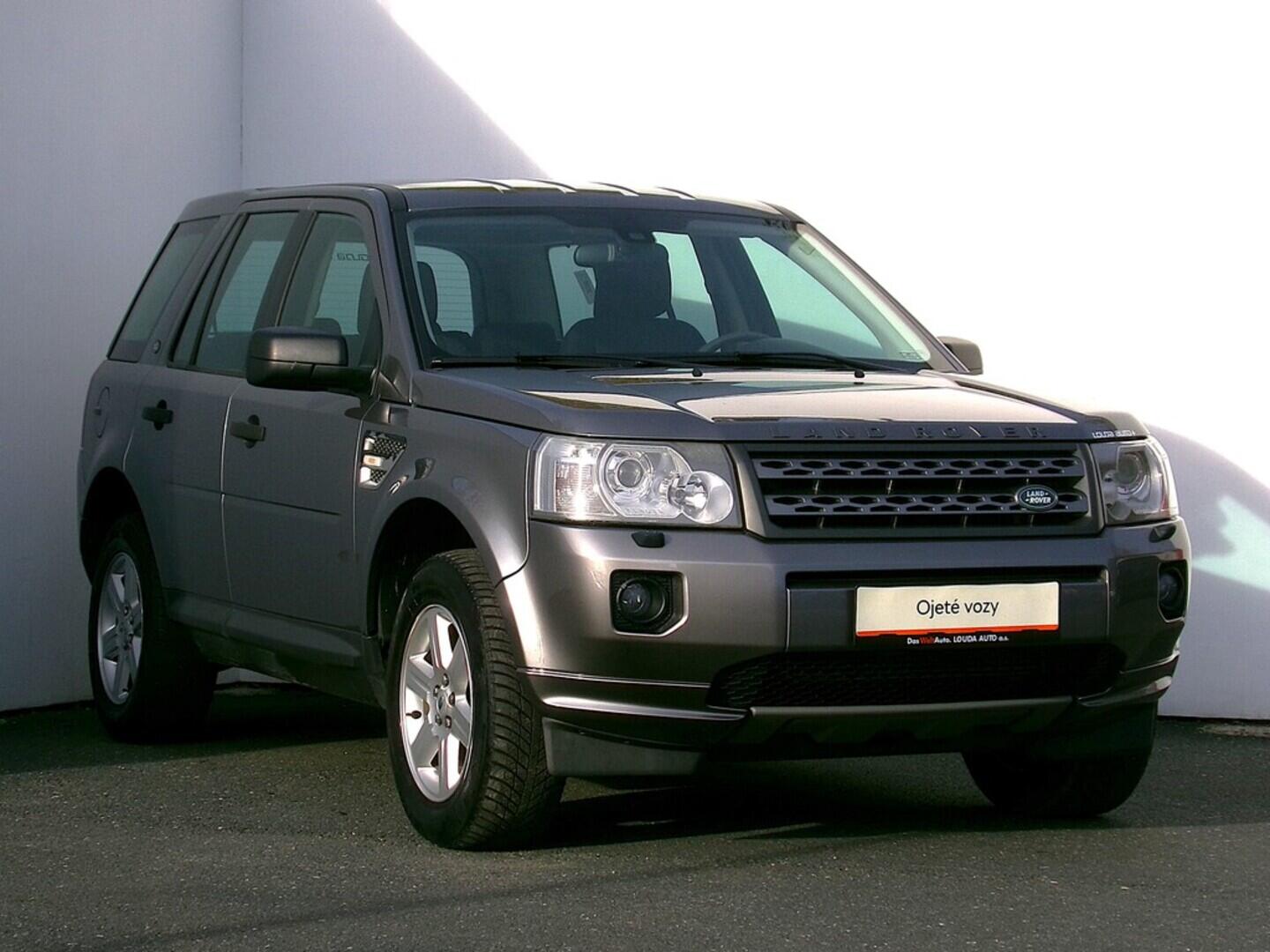 O419V07879_14.webp_FREELANDER  2.2 DCI 110 kW manuál
