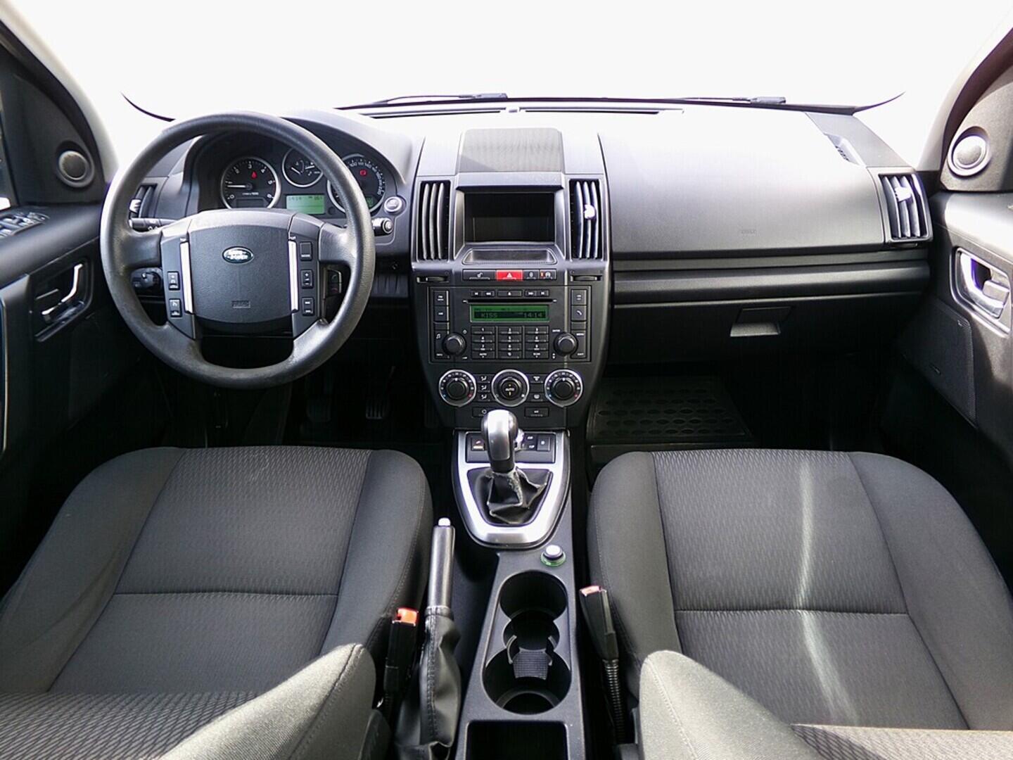 O419V07879_18.webp_FREELANDER  2.2 DCI 110 kW manuál