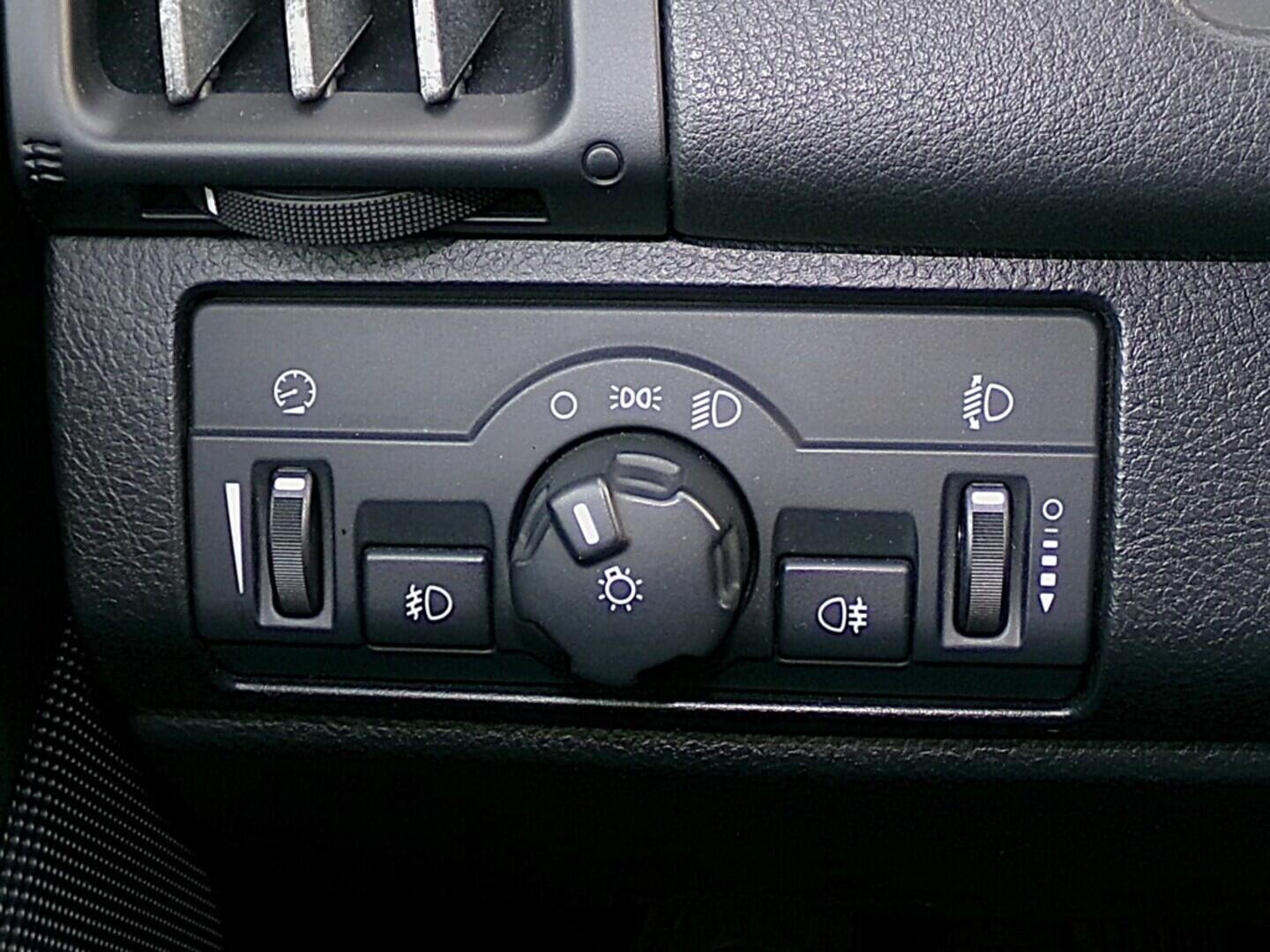 O419V07879_22.webp_FREELANDER  2.2 DCI 110 kW manuál