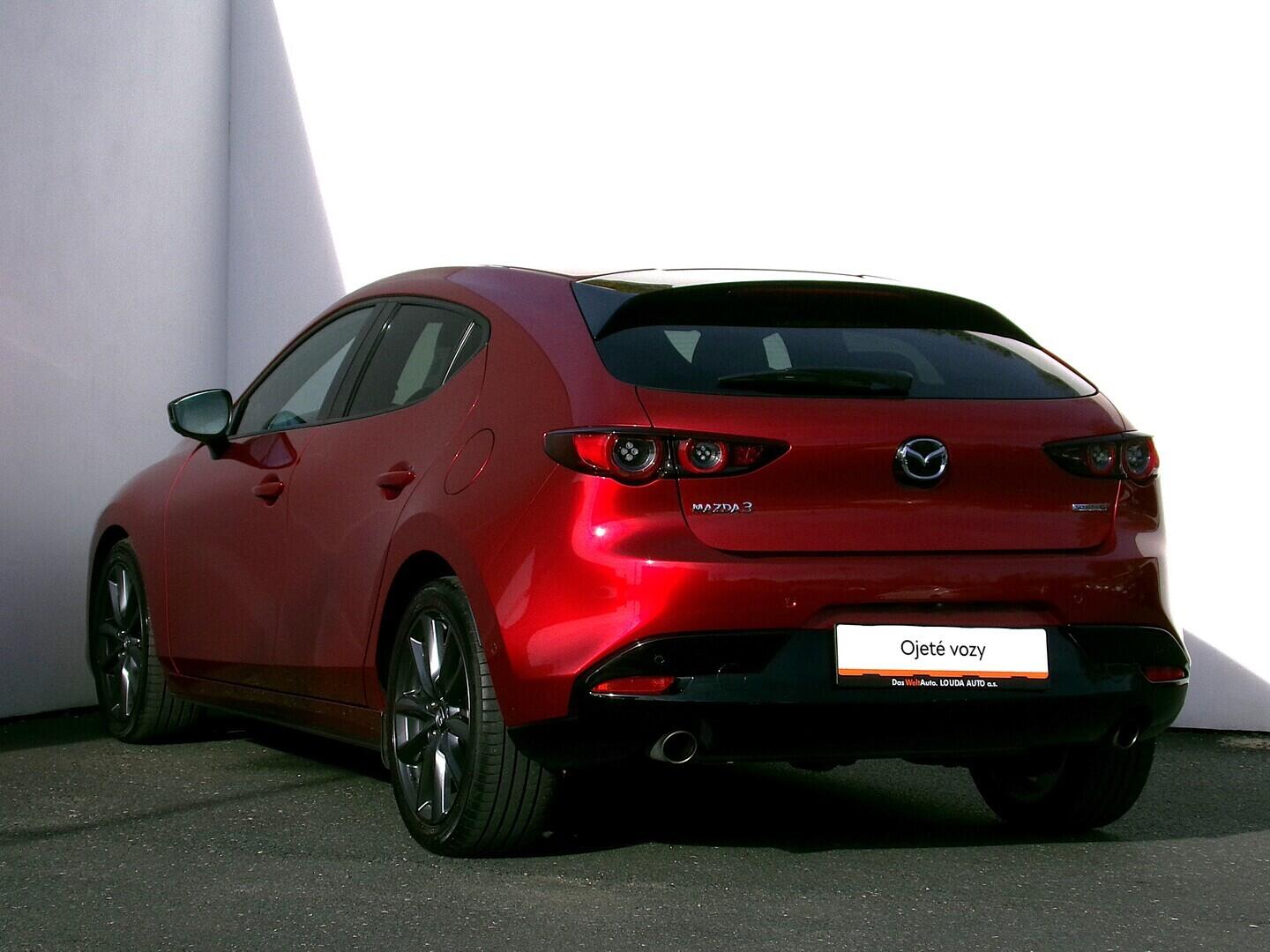 O419V07882_15.webp_3 Luxury plus 2.0  88 kW manuál