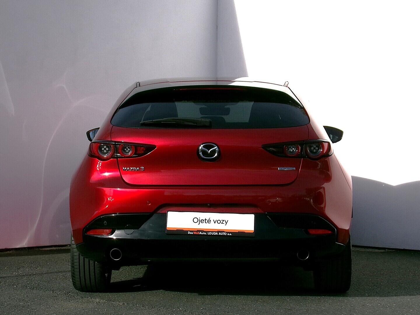 O419V07882_17.webp_3 Luxury plus 2.0  88 kW manuál