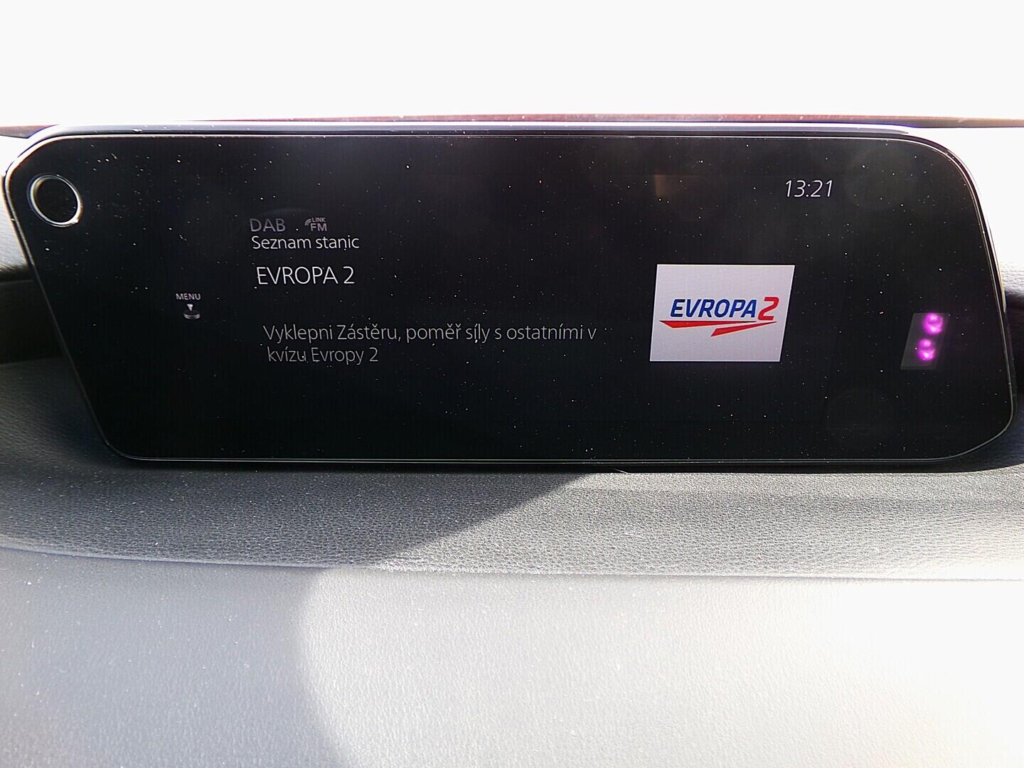 O419V07882_29.webp_3 Luxury plus 2.0  88 kW manuál