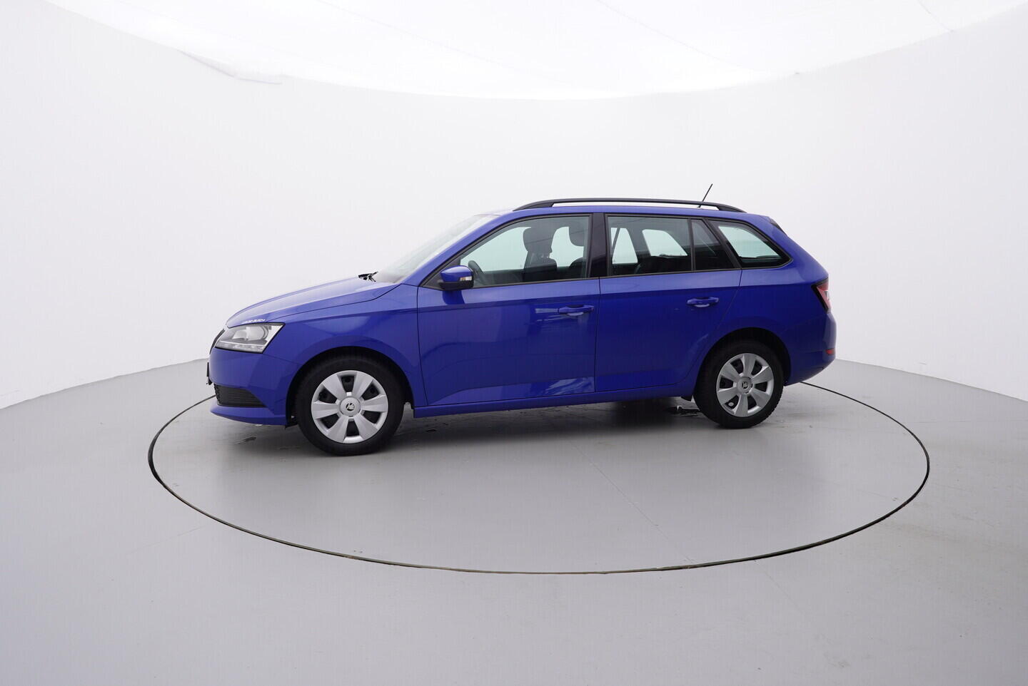 O419V07887_11.webp_FABIA Active 1.0 TSI 70 kW manuál, DPH