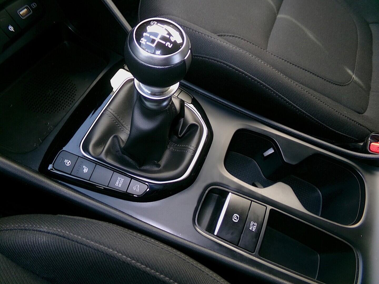 O419V07893_27.webp_TUCSON Smart 1.6  110 kW manuál, DPH