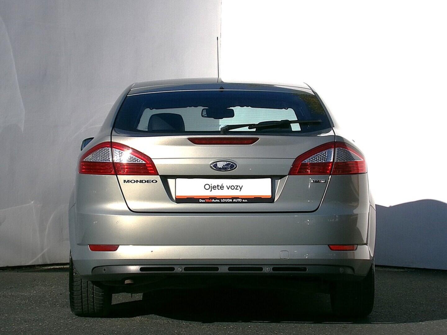 O419V07895_17.webp_MONDEO Titanium 2.0 TDCi 103 kW manuál