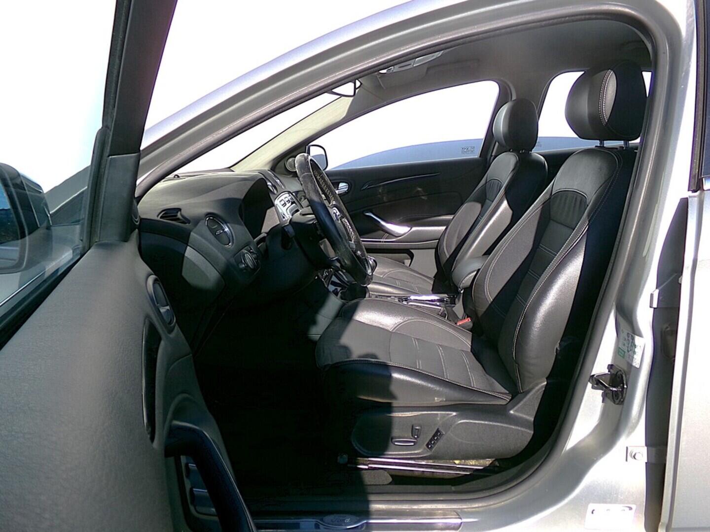 O419V07895_20.webp_MONDEO Titanium 2.0 TDCi 103 kW manuál