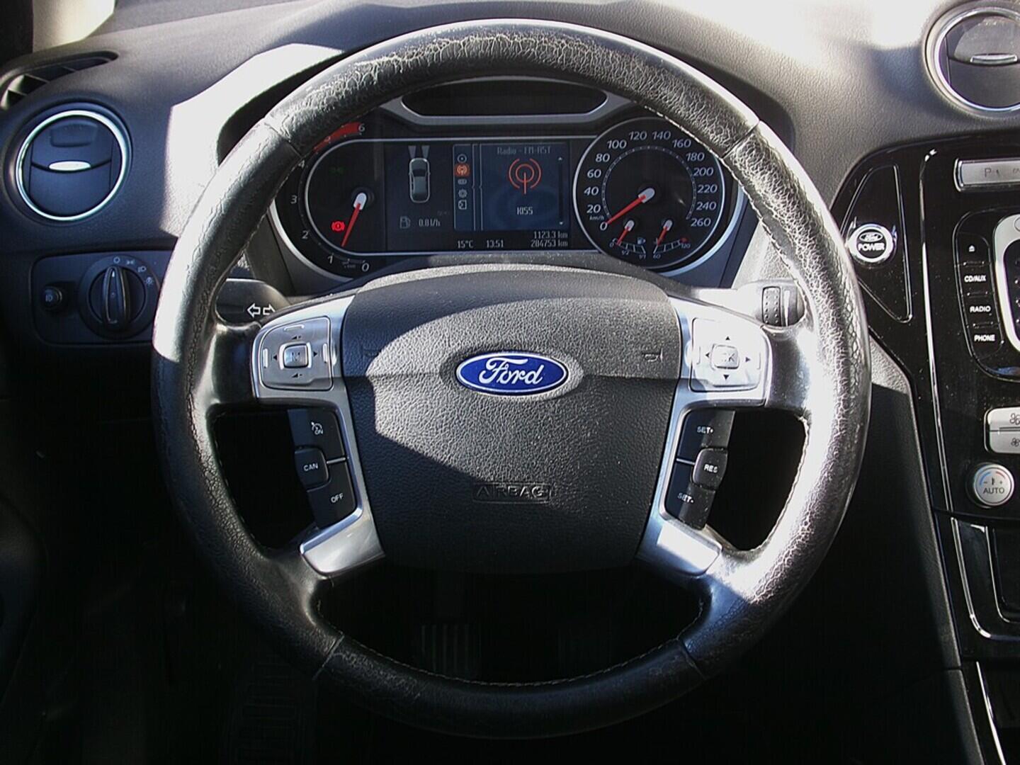 O419V07895_23.webp_MONDEO Titanium 2.0 TDCi 103 kW manuál