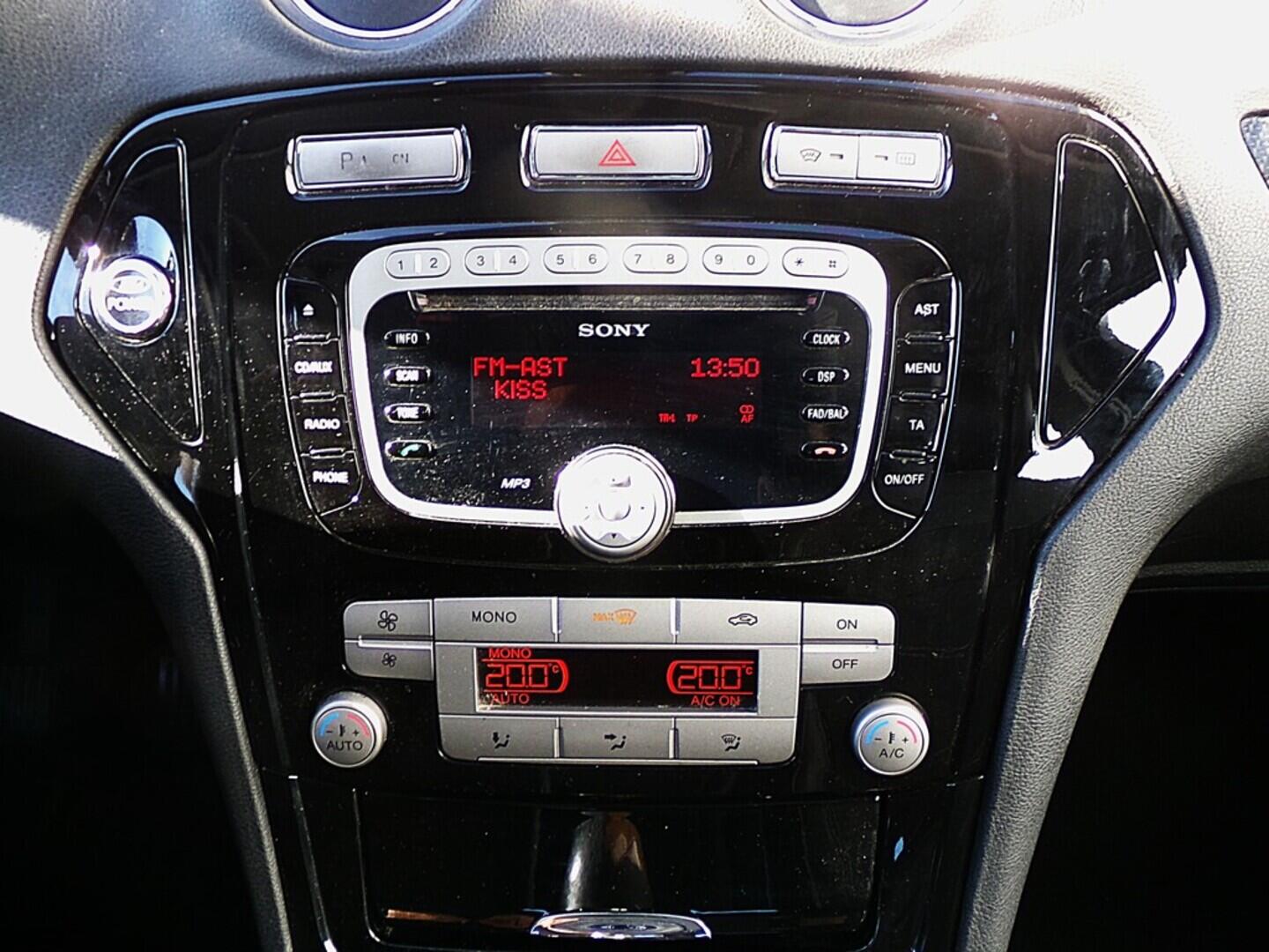 O419V07895_25.webp_MONDEO Titanium 2.0 TDCi 103 kW manuál