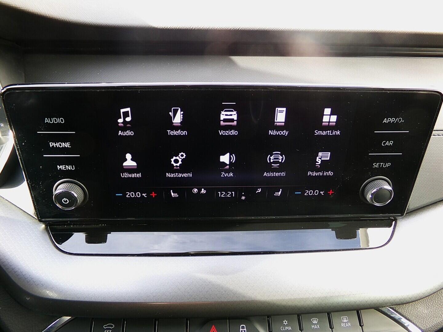 O419V07897_25.webp_OCTAVIA Ambition Plus 1.5 TSI 110 kW manuál