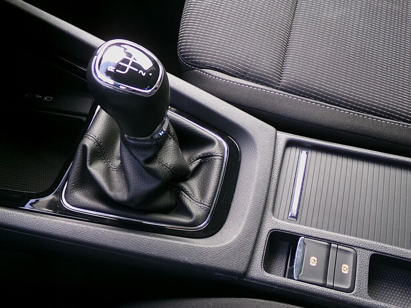 O419V07897_31.webp_OCTAVIA Ambition Plus 1.5 TSI 110 kW manuál