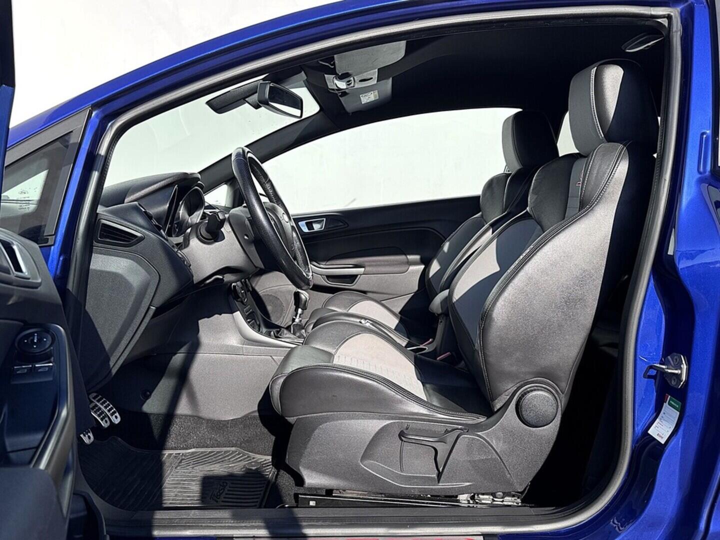 O419V07898_20.webp_FIESTA  1.6 JTJA 134 kW manuál