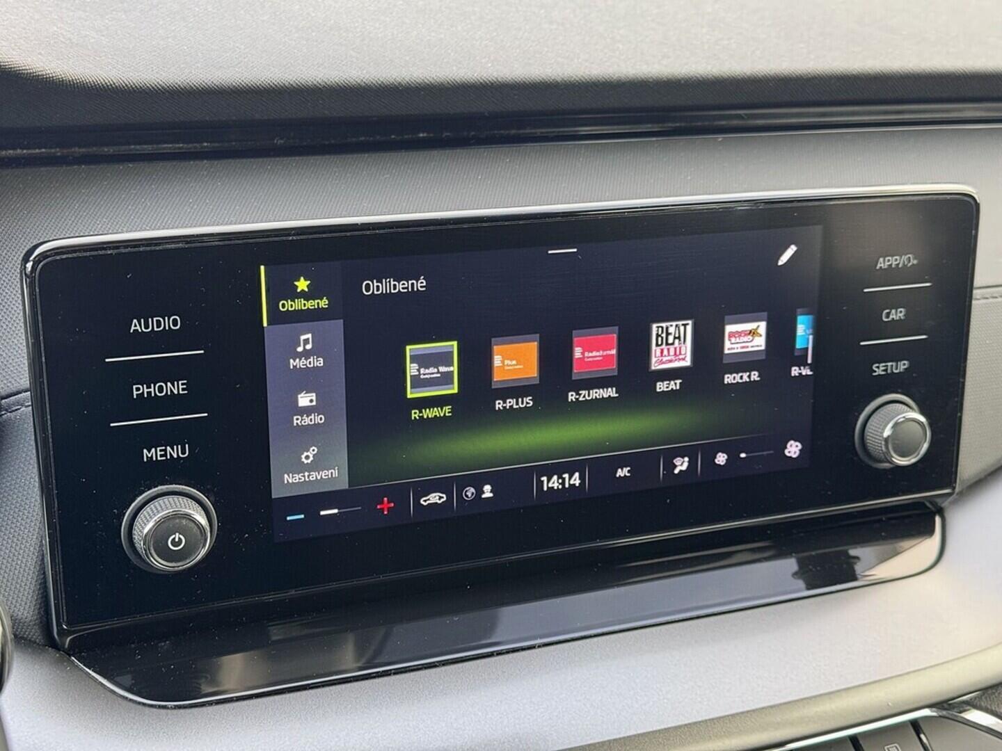 O419V07902_24.webp_OCTAVIA Active 1.5 TSI 110 kW manuál, DPH