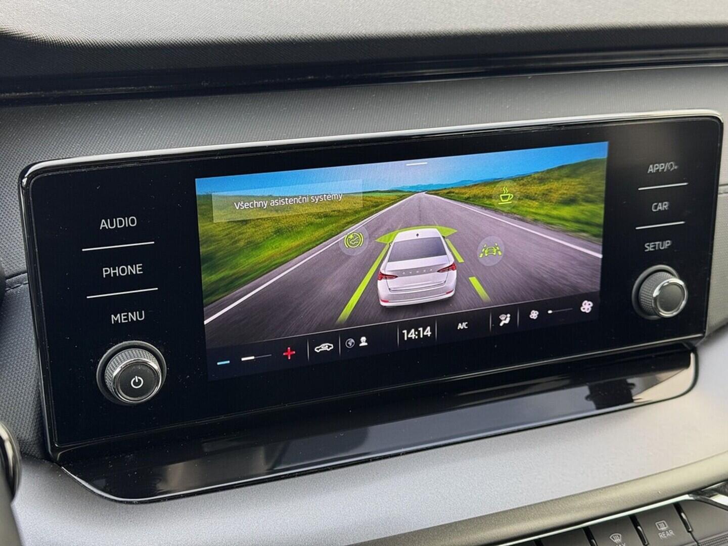 O419V07902_27.webp_OCTAVIA Active 1.5 TSI 110 kW manuál, DPH