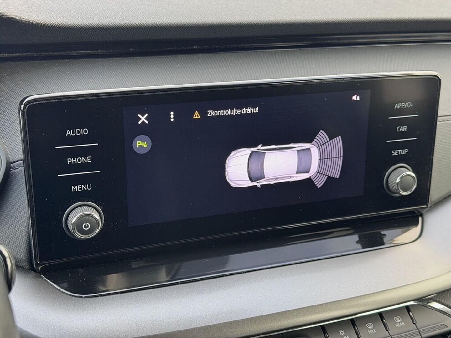 O419V07902_28.webp_OCTAVIA Active 1.5 TSI 110 kW manuál, DPH