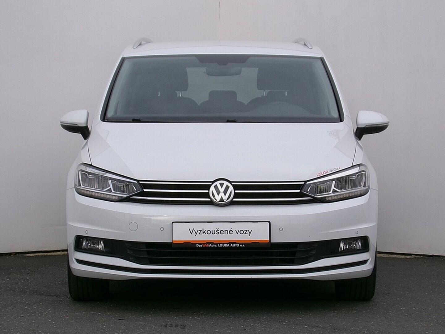 O419V07904_13.webp_TOURAN Highline 1.5 TSI 110 kW manuál, DPH