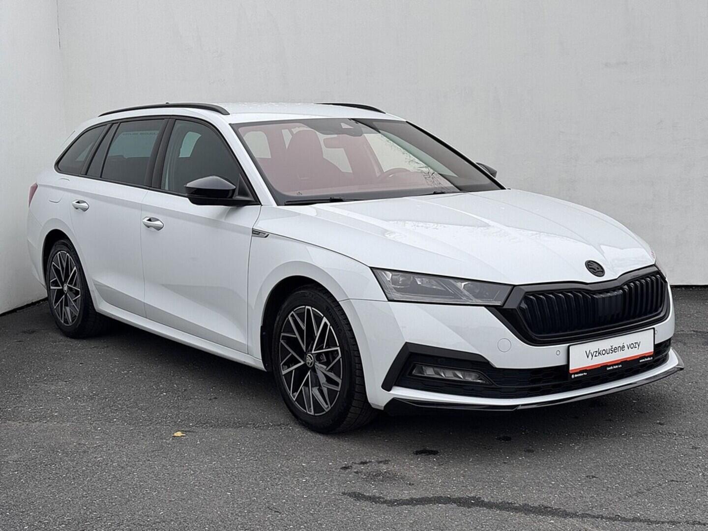 O419V07910_14.webp_OCTAVIA SportLine 1.5 TSI 110 kW automat, DPH