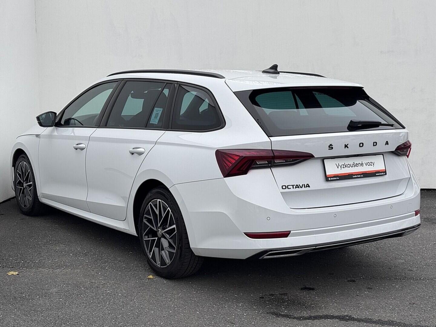 O419V07910_15.webp_OCTAVIA SportLine 1.5 TSI 110 kW automat, DPH