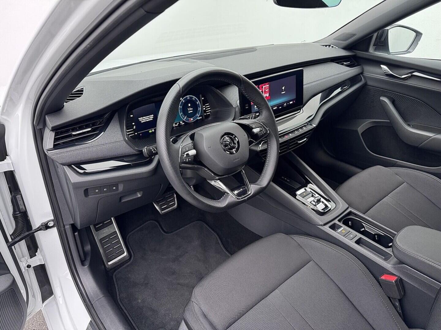 O419V07910_19.webp_OCTAVIA SportLine 1.5 TSI 110 kW automat, DPH